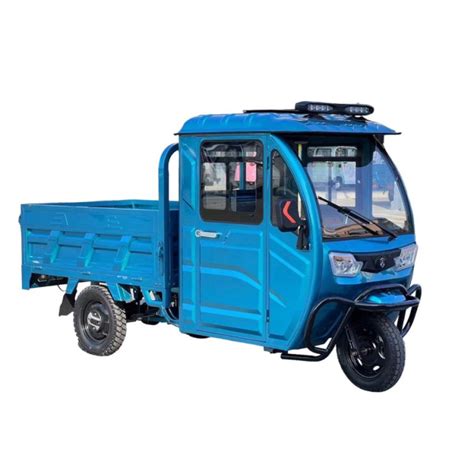 Elektrinis krovininis triratis motoroleris su platforma