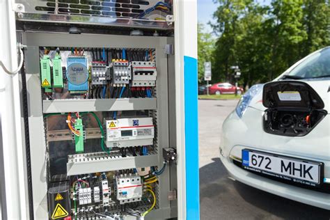 Schema, iliustruojanti elektrinių transporto priemonių privalumus