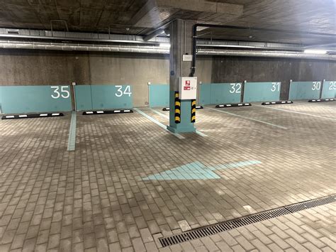 Įvairių tipų parkavimo blokatoriai