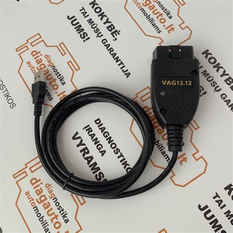 Diagnostikos įrangos (pvz., VCDS) prijungimas prie OBD-II lizdo