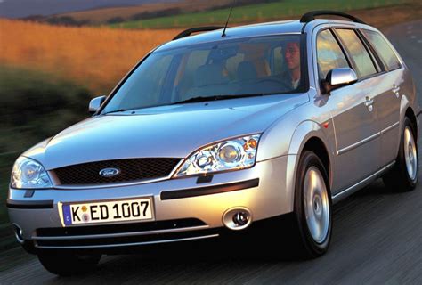 Ford Mondeo 2003 variklio skyrius