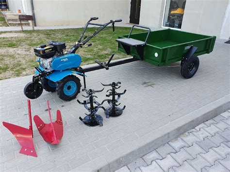 Motoblokas su priekaba