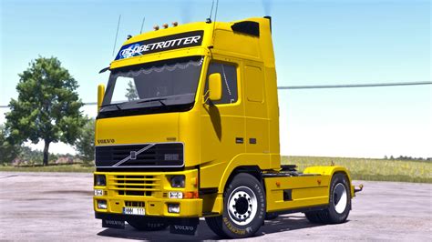 Volvo FH12 įvairių modifikacijų nuotraukų koliažas
