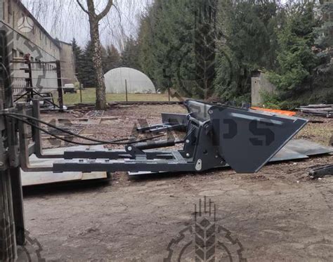 Šarnyrinė šakinių krautuvų konstrukcija
