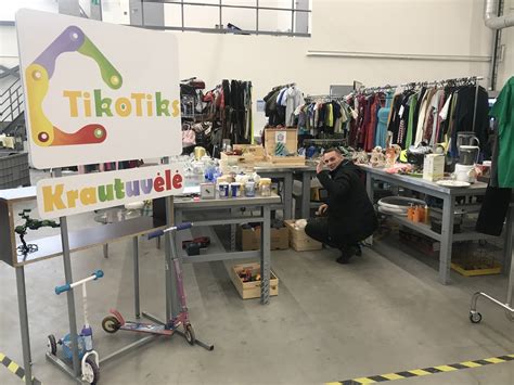 Nuotrauka, vaizduojanti modernią ir funkcionalią vilkiko apsisukimo aikštelę