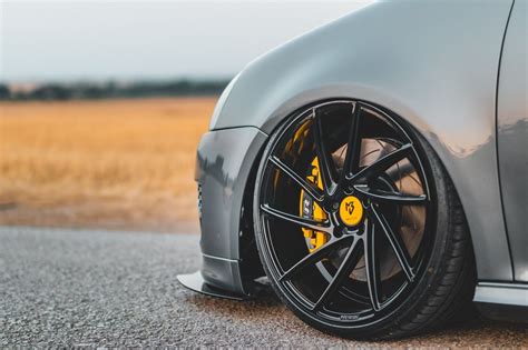 Lengvųjų automobilių ratlankiai