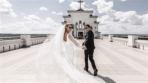 Vestuvių nuotrauka (architektūrinė)