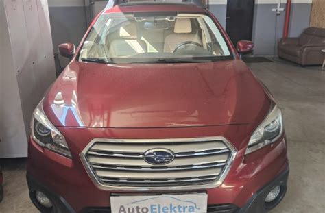Įvairūs Subaru Outback priekinių grotelių dizainai