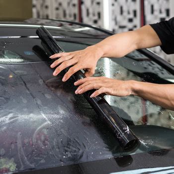 Automobilio tamsinimo plėvelės klijavimo įrankiai
