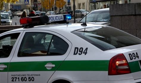 Draudimo polisai ir techninės apžiūros lipdukas