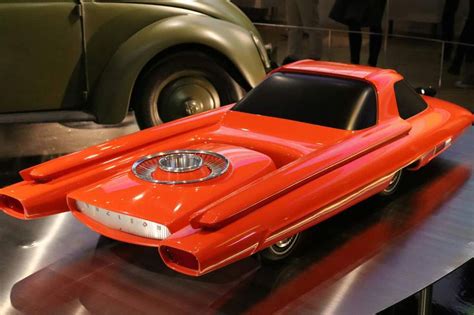 Ford Nucleon koncepcinio automobilio modelis