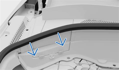 Volvo XC90 variklio skyriaus schema su turbokompresoriumi