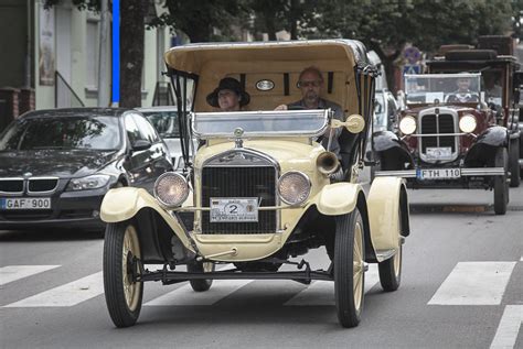 Istorinis Ford T automobilis