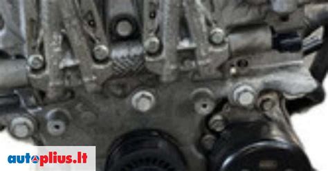Schematinis Nissan Juke variklio tvirtinimo komplekto pavaizdavimas