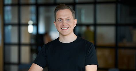 Schematinis vaizdas automobilių dalių perdirbimo proceso