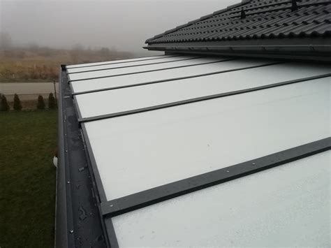 Stoginių vinių sujungimas plastiku