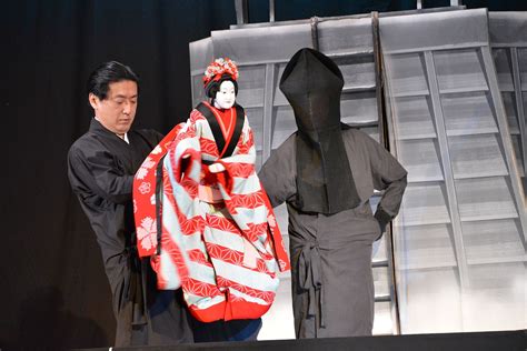 Bunraku lėlių teatro scena