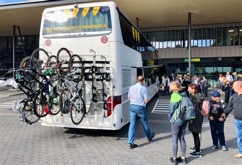 Dviračių vežimas autobuse