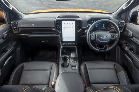 Ford Ranger Wildtrak interjeras
