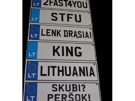 Juokingi ir neįprasti vardiniai automobilių numeriai