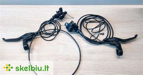 Schematinis elektrinio bagažinės amortizatoriaus vaizdas su matmenimis