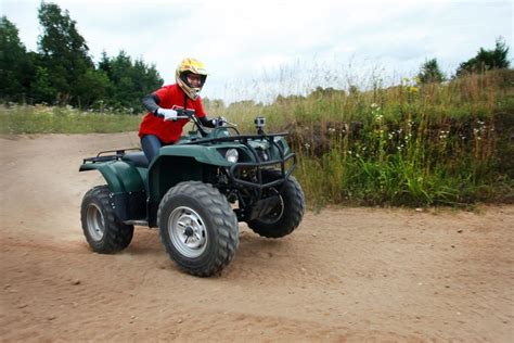 keturratis tvenkinyje