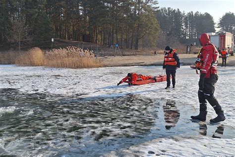 žuvusiojo paieška po ledu