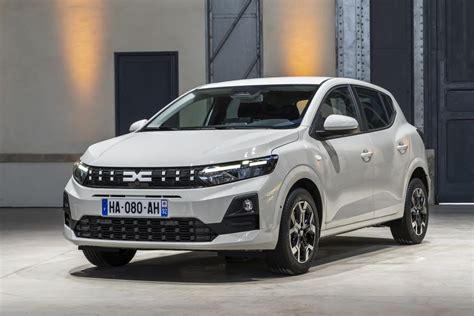 Dacia Sandero kainos palyginimas