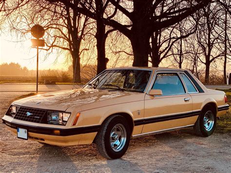 Ford Mustang III su 