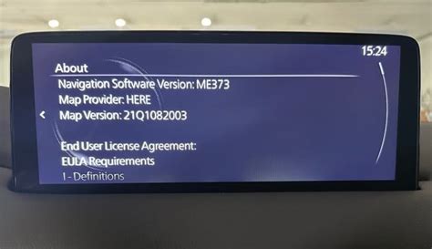 Schema, kaip atnaujinti navigacijos žemėlapius naudojant SD kortelę arba USB