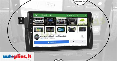 Simbolinis vaizdas automobilio meistro, dirbančio su automagnetola