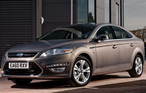 Ford Mondeo 2010 automobilio profilis