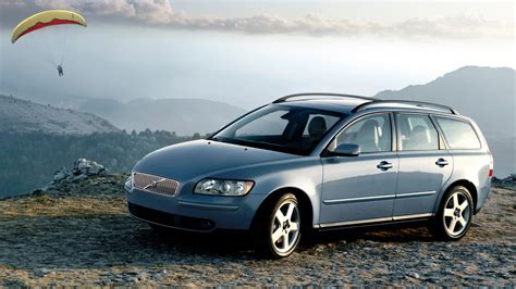 Volvo V50 žibintų priežiūra