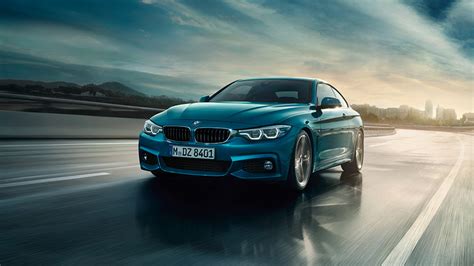 BMW 4 serijos kupė ir BMW 5 serijos sedano išorės palyginimas