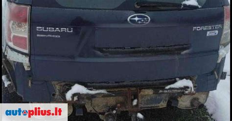 Subaru Forester kėbulo rūdžių pažeidimų nuotrauka
