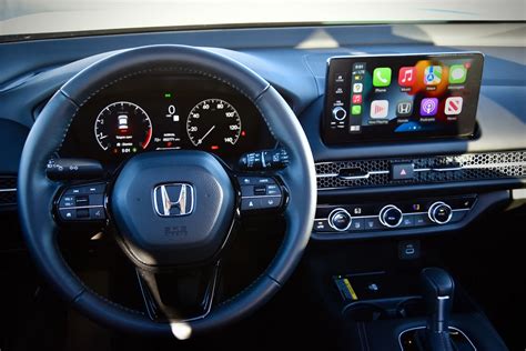 Erdvus „Honda Jazz“ interjeras ir bagažinė