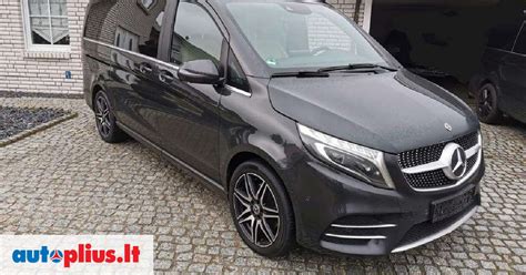 Mercedes-Benz V-klasė Extra Long galinių žibintų dizainas