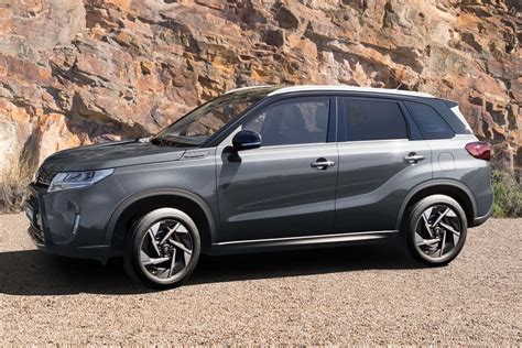 Suzuki Vitara ratlankių matmenų lentelė