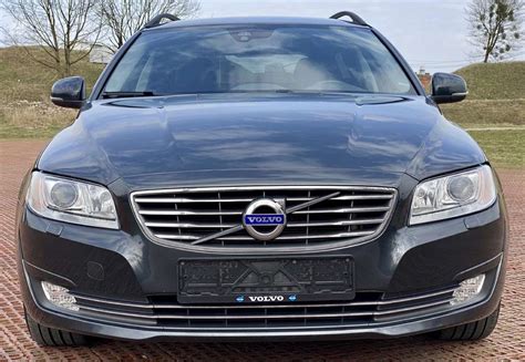 Volvo V70 vairo mygtukų išdėstymas