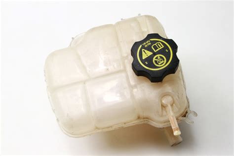 Volvo S40 aušinimo skysčio bakelis