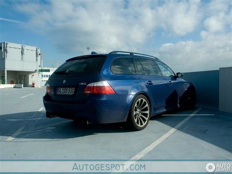BMW E61 galinė dalis