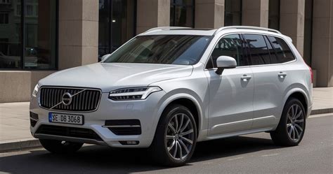 Volvo XC90 interjeras ir poilsio zona