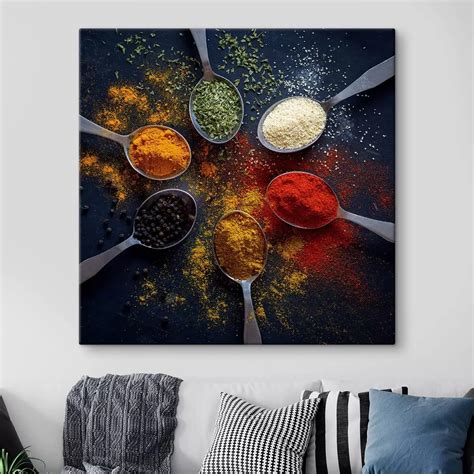 Simbolinis paveikslėlis su skirtingais padangų tipais