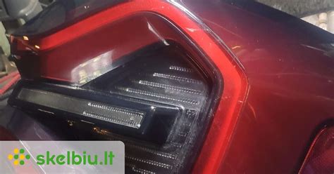 BMW galinių žibintų poliravimas