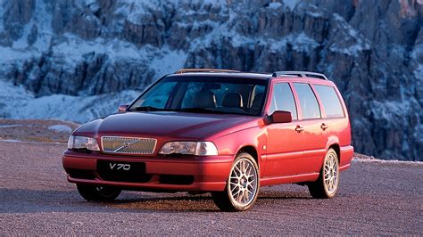 Volvo V70 variklių diagramos