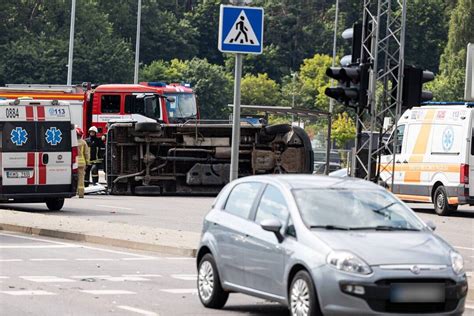 Automobilis po avarijos