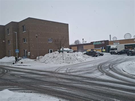 Vilniaus gatvės po sniego