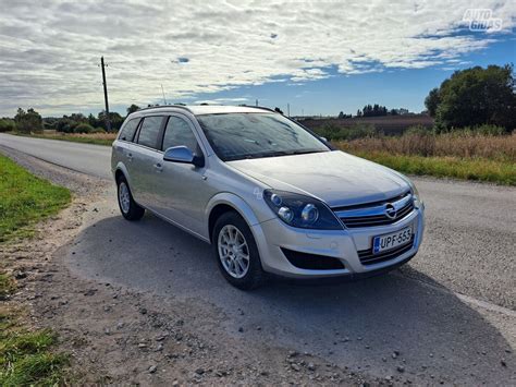 Opel Astra H universalas