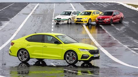 Škoda Octavia RS policijos versijos priekis