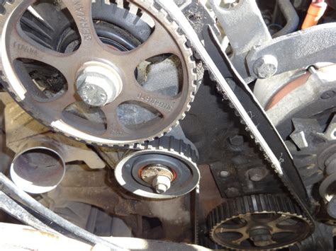 Paskirstymo diržas ir grandinė